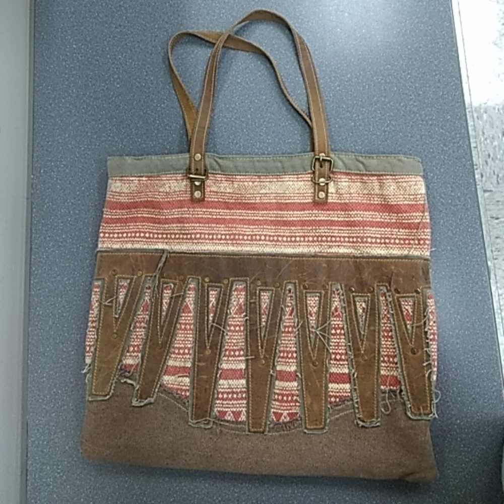 The Barrel Shack Tote/Purse With Leather Detail